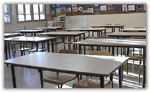 Nuoro, assistenza negata in aula: genitori degli alunni in rivolta