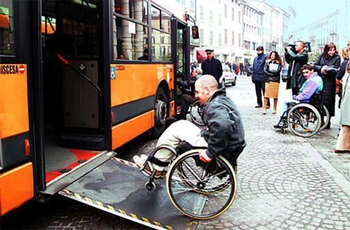 Montesilvano: bus TUA al servizio dei disabili